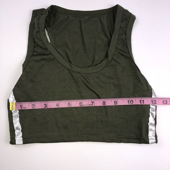 Two Piece halter short set. - Picture 8 of 8